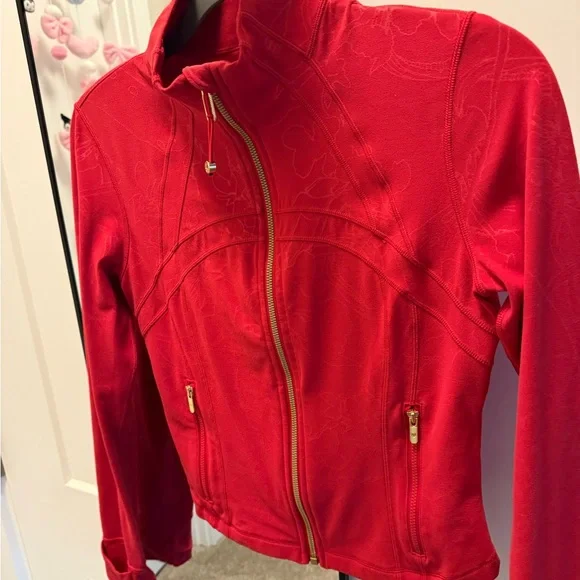 Lululemon Lunar New Year Define Cropped Jacket Nulu Emboss Red - Picture 5 of 7